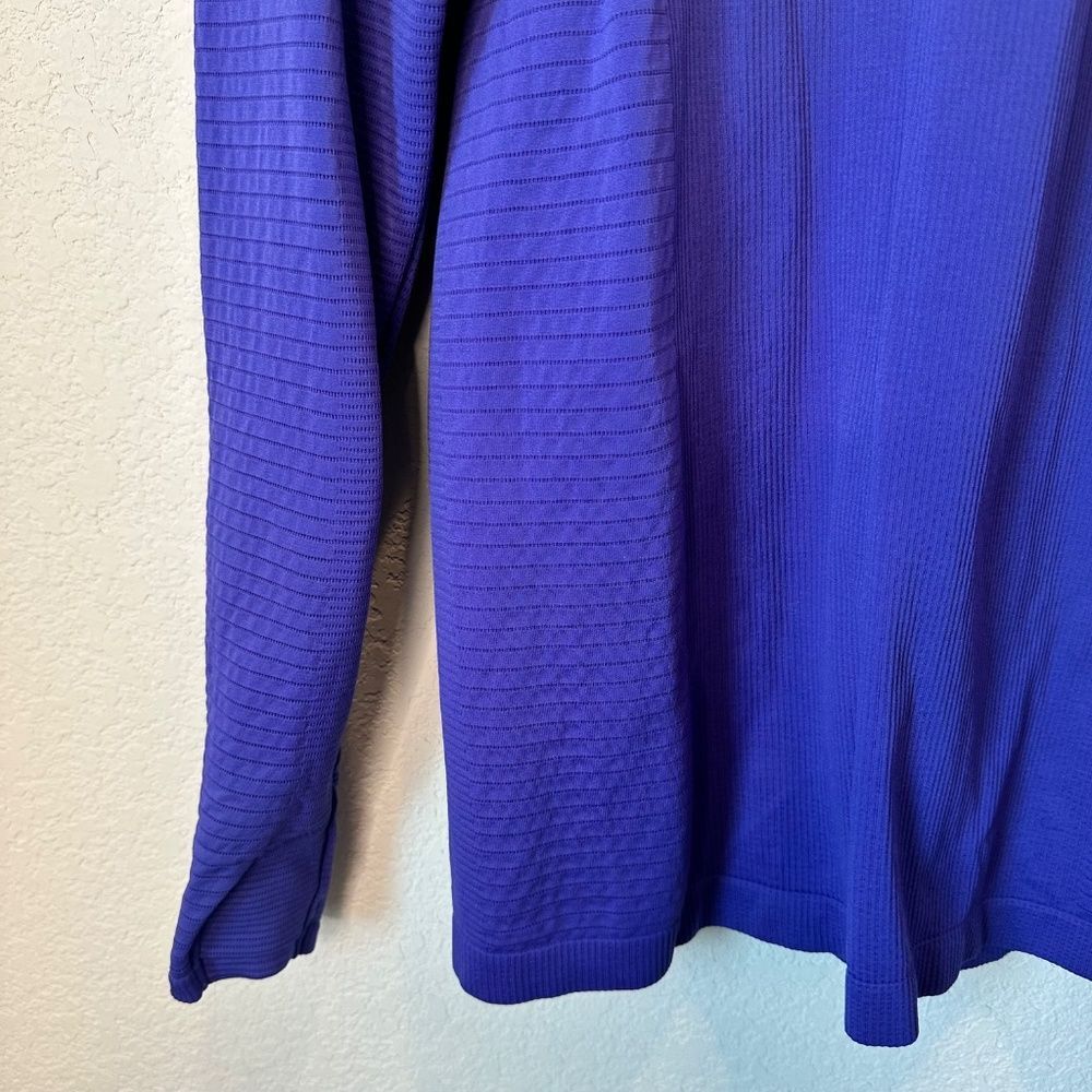 Athleta Base Layer Turtleneck Size Large - image 2